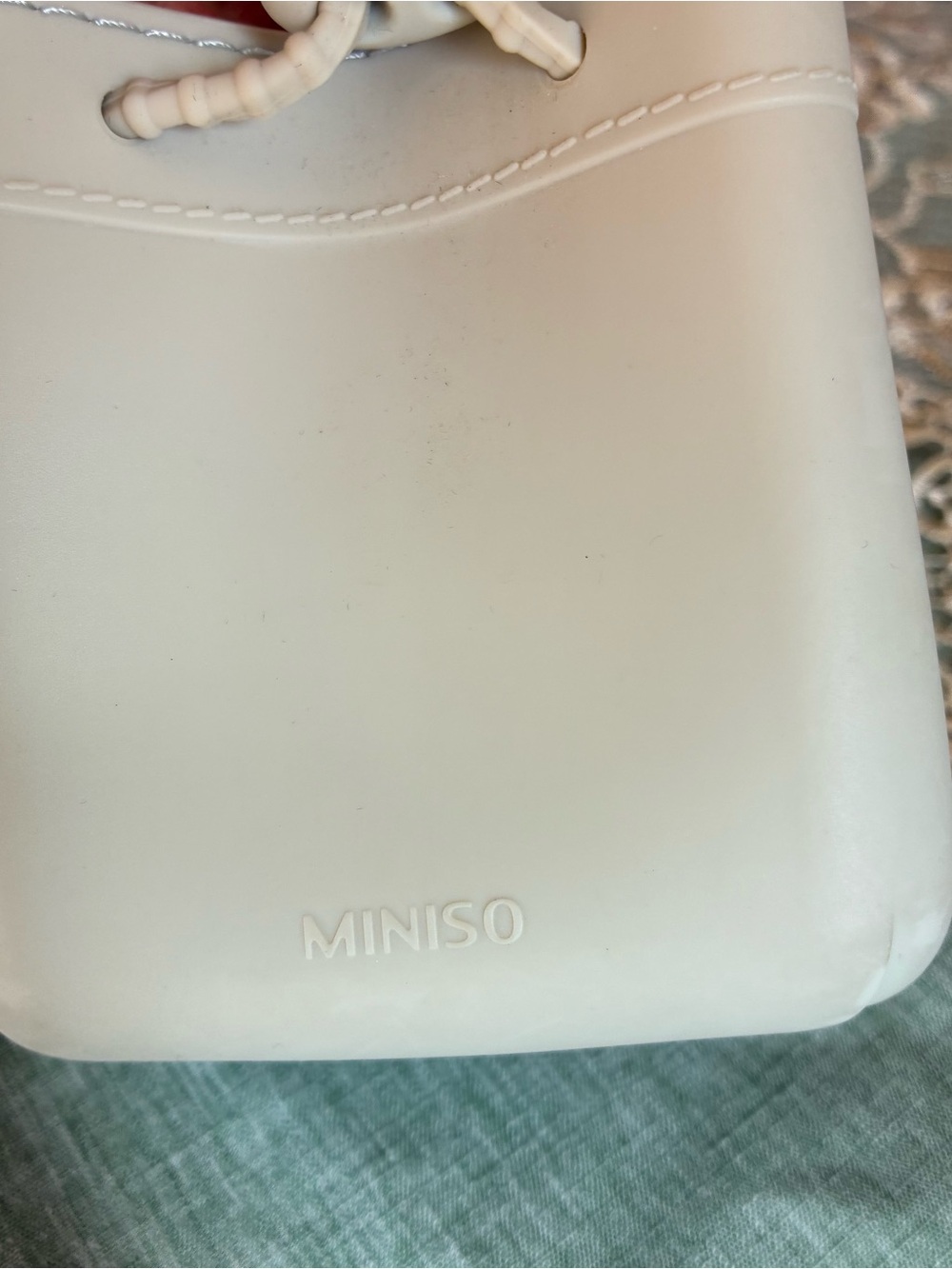 Miniso Mini Drawstring Bucket Bag - Picture 5 of 6